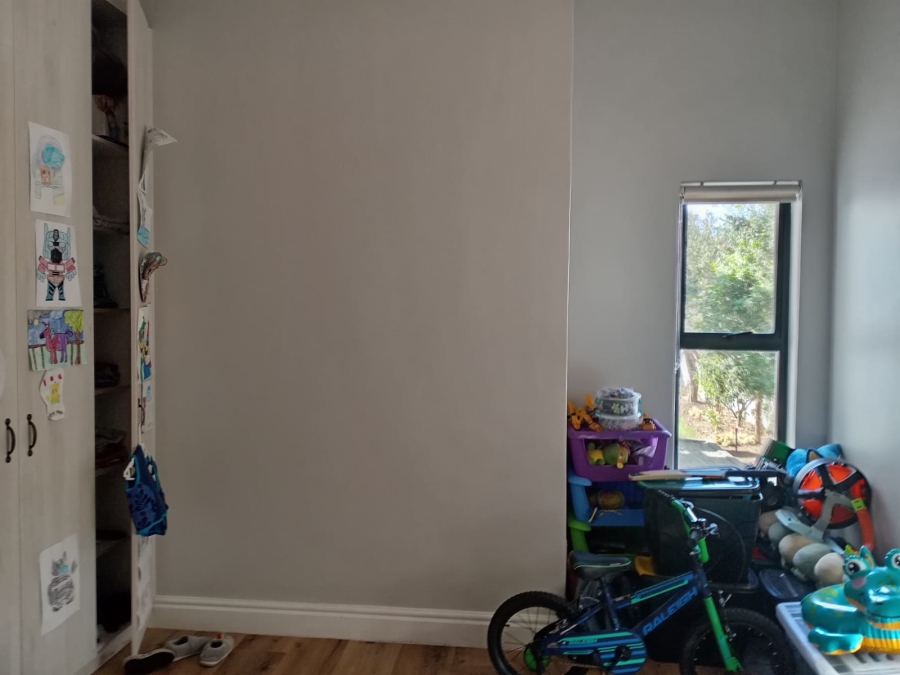 To Let 3 Bedroom Property for Rent in Croydon Olive Estate Western Cape